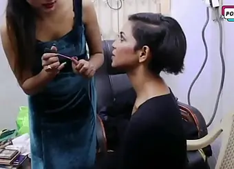 Indian nubile hotties get warm and powerful in romantic desi hump