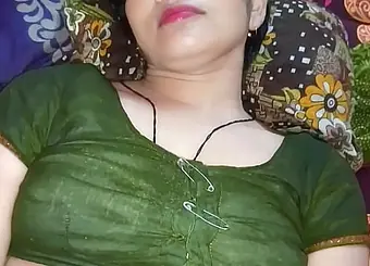 Step-sibling Indian wife Monu & Radha786 make red-hot hook-up with her husband's homie