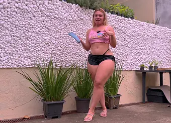 Blonde BBW with big ass & curvy body teases and fucks in doggy style tutorial