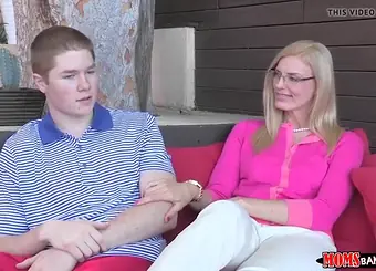 Stepmother Darryl Hanah & Jake Jace instruct youthful milf Darryl & his GIRLFRIEND a thing or 2